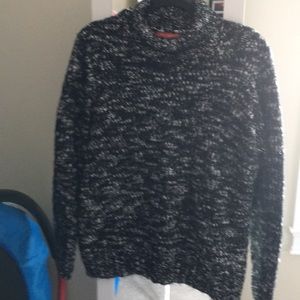💥3 for $25 - Joe Fresh turtleneck sweater